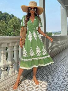 SHEIN VCAY Vacation Print Short Sleeve Fitted Mid-Length Casual Dress For Women Vacation Casual Outfit Spring Outfits For Women - Green - View 3