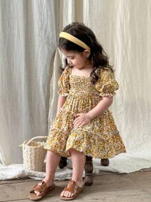 SHEIN LMoss Kids LMoss Baby Girl Cute Ditsy Floral Pattern Sleeveless Sundress, Summer - Yellow - View 4