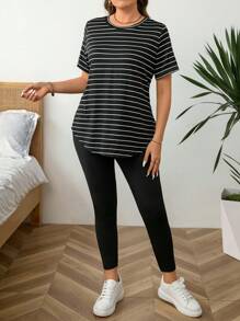 SHEIN LUNE 大码运动黑白条纹 T 恤上衣和紧身裤两件套女士夏季服装外出上衣女士、商务休闲女士、夏季、可爱衬衫、办公室度假服装女士度假服装女士春假健身套装女士简约时尚、度假服装、日常穿着适合外出/约会/聚会/派对穿着 - 黑與白 - 查看 6