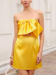 GENKIRA New Elegant French Style Sexy Strapless Mini Dress With Large Cinched Waist And Hollow-Out Design, Bodycon And Slim Fit Baby Yellow  For Summer - Yellow - View 5