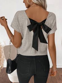 Zayélia Áo thun nữ hở lưng cổ chữ V tay cánh dơi thường ngày - Màu be - Xem 5