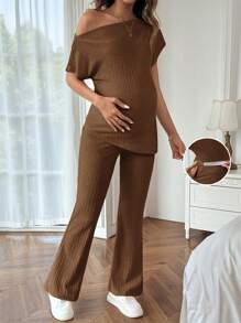SHEIN 孕妇不对称领口 T 恤和裤子 2 件套 - 棕色 - 查看 1