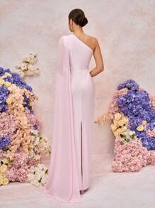 SHEIN Belle 优雅、浪漫、端庄、粉色、针织面料、不对称肩部、不对称领口、A字裙摆、褶裥装饰、后开衩、后摆翻盖、婚礼宾客、生日派对、伴娘礼服 - 粉色 - 查看 1
