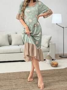 SHEIN 卡通熊与字母印花撞色雪纺荷叶边下摆长款睡袍