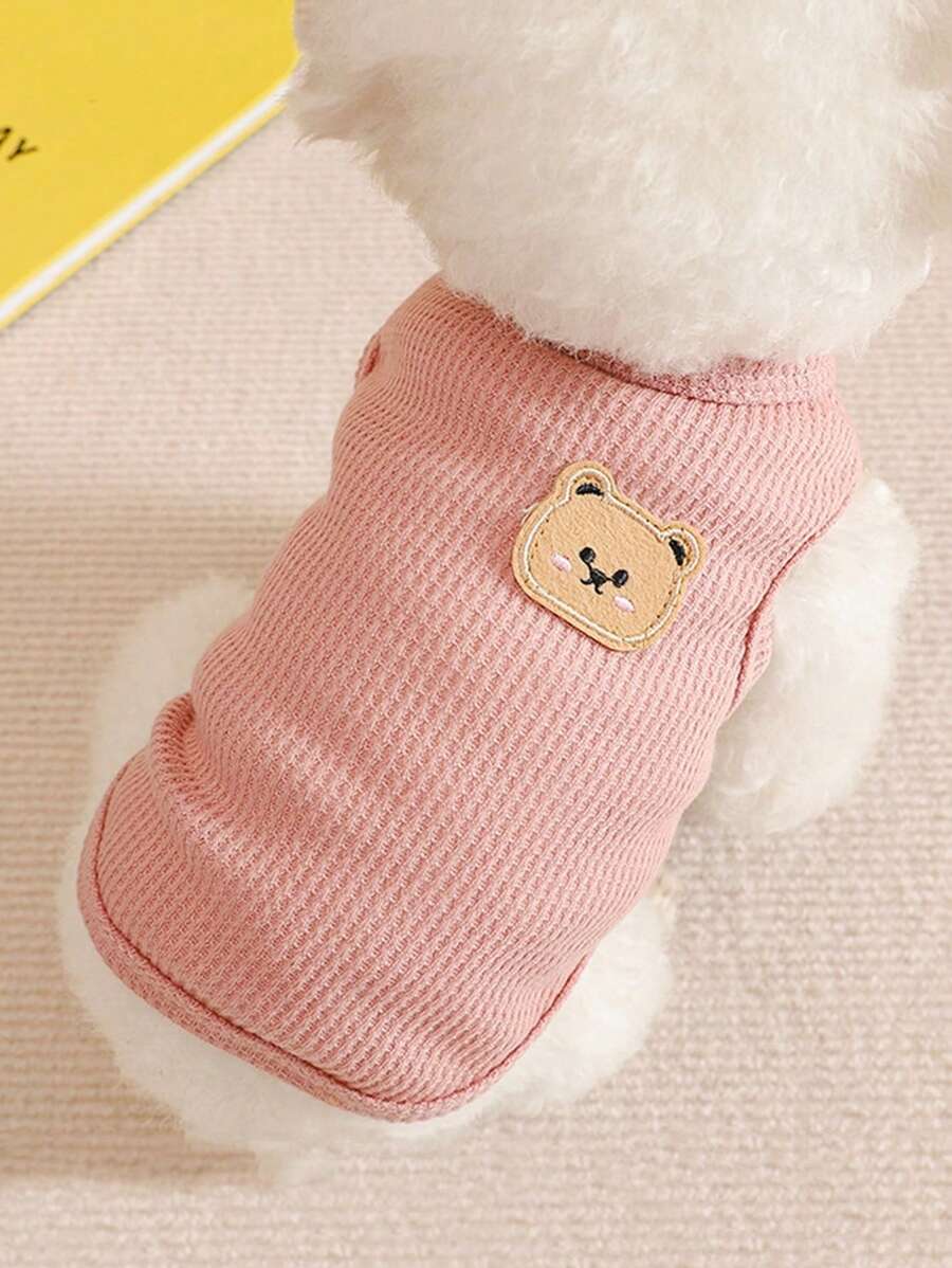 1PC Stylish Pet Tank Top With Adorable Bear Patch Detail - Ideal For Small To Medium - Sized Pets. Made Of Soft, Breathable Material For Maximum Comfort. Available In Multiple Sizes. Perfect For Everyday Wear Or Special Occasions. Dress Up Your Furry Friend In This Cute Tank!