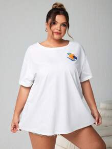 SHEIN CURVE+ Plus Size Casual Orange Graffiti English Print White T-Shirts, Relaxed Simple Graphics Round Neck Short Sleeve Super Loose Women Tee, Suitable For Summer - White - View 5
