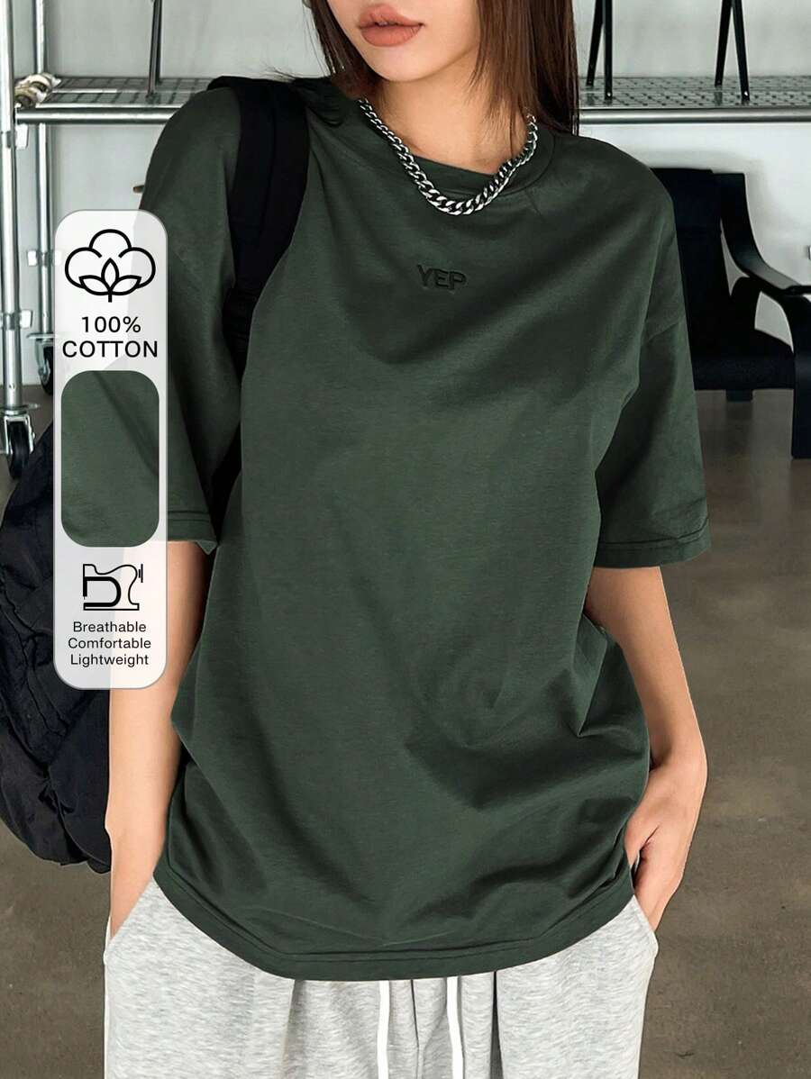 DAZY Letter Embroidery Drop Shoulder Tee - Dark Green - View 1