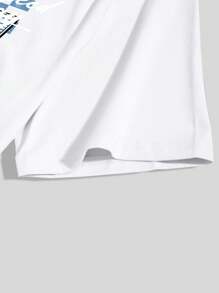 Manfinity EMRG Men's Letter & Car Graphic Round Neck Casual Loose Short Sleeve T-Shirt Racing Shirt - White - View 5