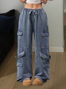 SHEIN EZwear Pantalones vaqueros anchos lavados de azul claro con bolsillos cargo para mujer, estilo callejero para salir en primavera/verano - Lavado ligero - Ver 3