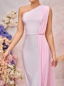 SHEIN Belle 优雅、浪漫、端庄、粉色、针织面料、不对称肩部、不对称领口、A字裙摆、褶裥装饰、后开衩、后摆翻盖、婚礼宾客、生日派对、伴娘礼服 - 粉色 - 查看 6
