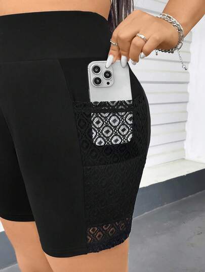 SHEIN Essnce 大码女装春夏健身沙滩装夏季短裤慢跑裤新款时尚休闲通勤运动设计拼接镂空蕾丝口袋黑色紧身打底裤，打底裤短裤