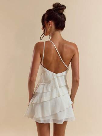 SHEIN BAE 夏季海滩度假纯色杏色分层荷叶蛋糕迷你连衣裙，适合日常约会、夜间外出、夜店、派对、聚会、鸡尾酒会、泳池派对、开学季服装、学校季服装、节日服装、音乐节服装、乡村音乐节服装、演唱会服装