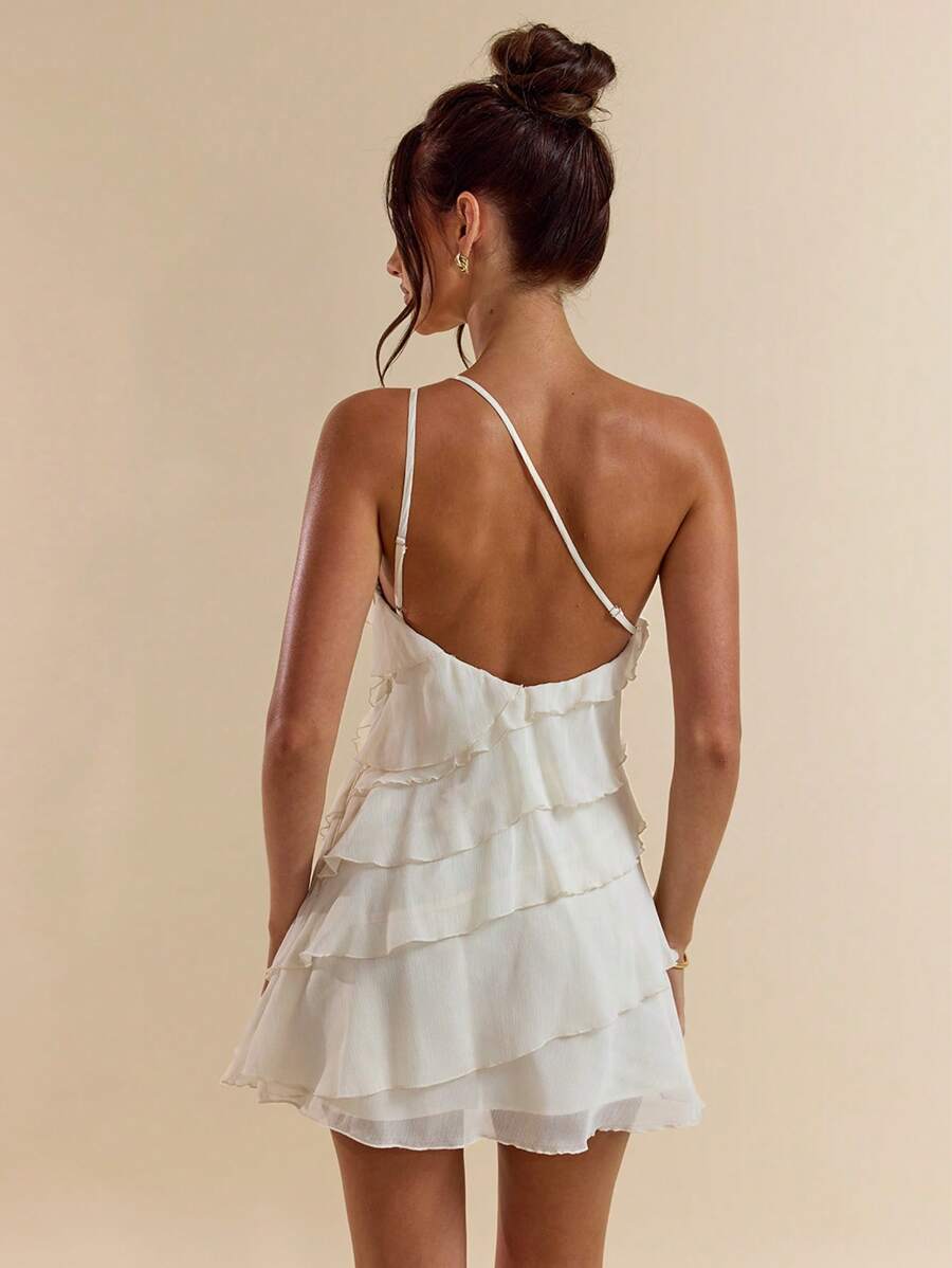 SHEIN BAE 夏季海滩度假纯色杏色分层荷叶蛋糕迷你连衣裙，适合日常约会、夜间外出、夜店、派对、聚会、鸡尾酒会、泳池派对、开学季服装、学校季服装、节日服装、音乐节服装、乡村音乐节服装、演唱会服装 - 米色 - 查看 1