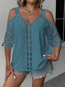 SHEIN Clasi Plus Size Vacation Casual Solid Color Lace Patchwork Open Shoulder Blouse