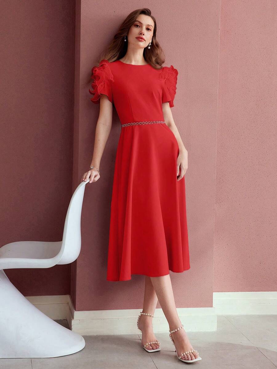 MOTF PREMIUM APPLIQUES ZIPPER DRESS - Red - View 1