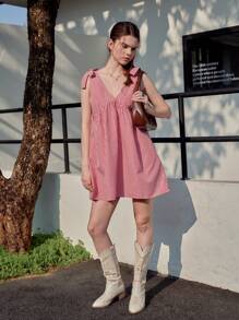 女士春季格子 V 领打结无袖时尚迷你连衣裙