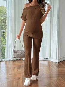 SHEIN 孕妇不对称领口 T 恤和裤子 2 件套 - 棕色 - 查看 3
