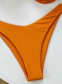 纯色修身细肩带钢圈上衣和短裤两件套女式夏季泳衣套装