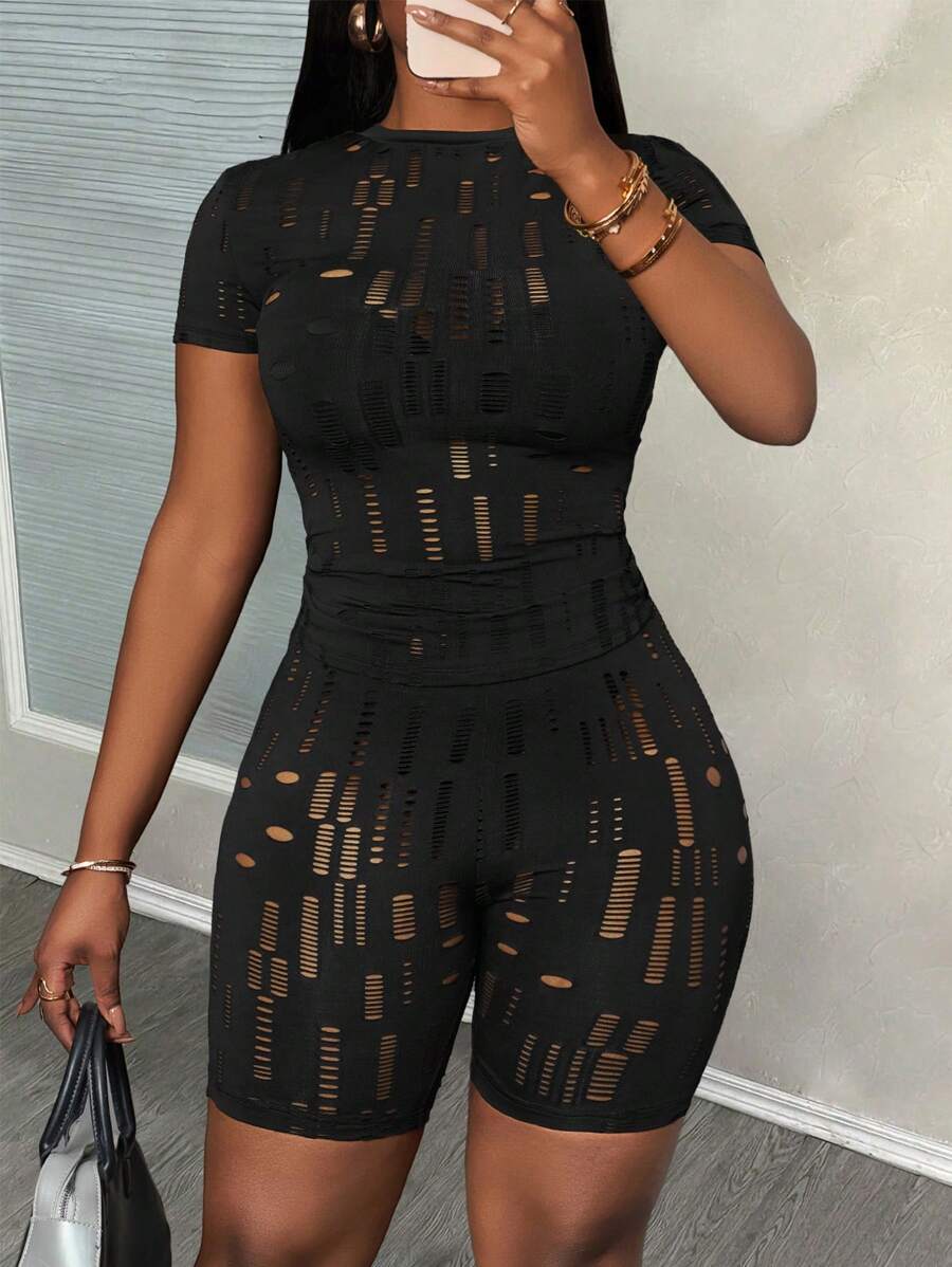 Slaydiva Women's Summer Street Casual Geometric Cutout Elastic Hole Round Neck Black Short-Sleeved Top Leggings Two-Piece Set - Black - View 1