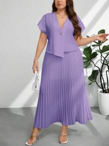 Firerie طقم قياس كبير قطعتين - ملابس علوية بأكمام قصيرة ذات لون واحد وتنورة على شكل حرف A