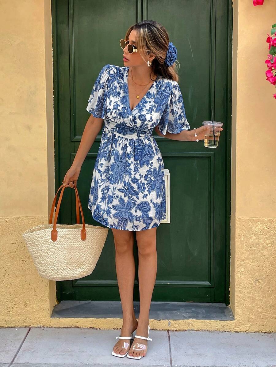 Pariaura 女式休闲短袖褶皱荷叶边碎花中长连衣裙，适合春夏季 - 藍白色 - 查看 1