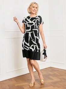 SHEIN LUNE Abstract Line Print Round Neck Short Sleeve Mid-Long Women's Casual Everyday Dress - Black - View 3