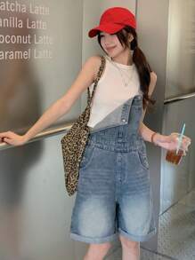 DAZY Women's Button Design Casual Denim Bib Overall Shorts With Pockets, Frayed Hems,Back To School Clothes