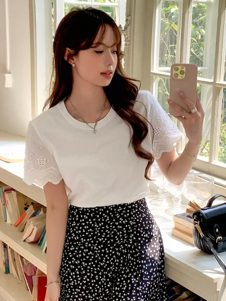 Solid Scallop Trim Eyelet Embroidery Tee Preppy Tops