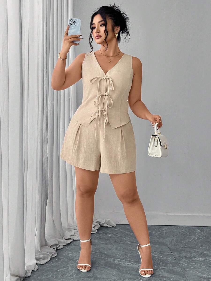 SHEIN Clasi Conjunto de 2 piezas de talla grande con top de tirantes de unicolor con cordón y shorts - Albaricoque - Ver 1