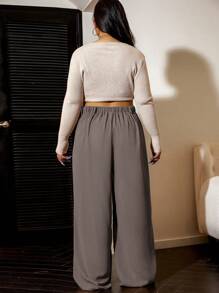 CovetEZ Plus Size Women's Solid Color Pleated Wide Leg Loose Casual Pants - Light Grey - View 2