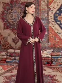 Al Najma 女士珍珠装饰阿拉伯风格连衣裙，端庄 - 酒紅色 - 查看 5