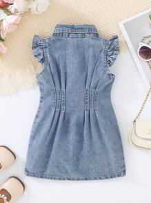 Vestido vaquero azul desgastado con cuello, mangas cortas y cintura con lazo para niñas pequeñas, para verano
