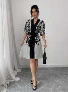 Chiquease Vestido corto mini estampado con manga corta, cuello en V y cintura anudada, en colores negro y albaricoque, para primavera/verano