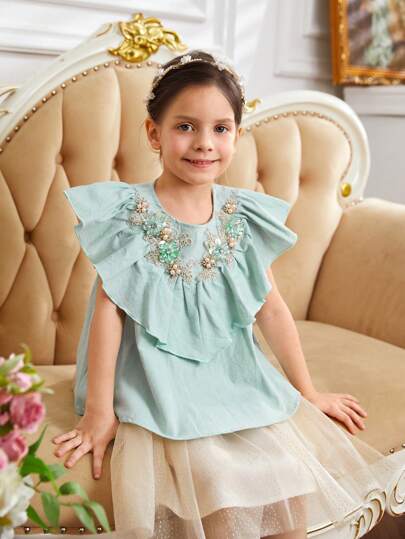 SHEIN 年轻女孩宽松衬衫，带 3D 花朵装饰、圆领和荷叶边