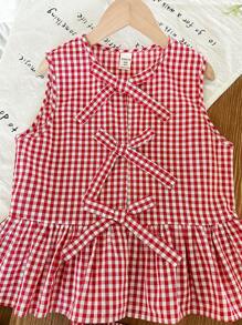SHEIN Conjunto de 2 piezas de blusa sin mangas con decoración de lazo y dobladillo con volantes a cuadros rojos y blancos, y shorts casuales para niñas preadolescentes, adecuado para primavera/verano, salidas diarias, viajes de primavera, vuelta al colegio