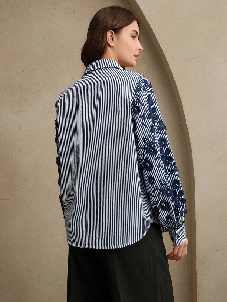 Élégante blouse décontractée ample en coton pour vacances, festival, soirée, printemps été, rayures bleues indigo et blanches avec patchwork et broderie