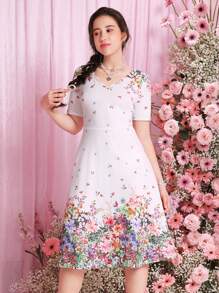 SHEIN 少女針織花邊領燒花v領休閒裙 - 白色 - 查看 5