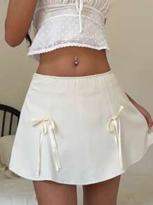 Aloruh Elegant Bow Decor Mini Vintage Puff Skirt A-Line High Waist Skirt, Slim-Fit, Early Spring - Beige - View 3