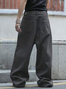 Manfinity Hypemode Men's Black Loose Fit Baggy Jeans - Dark Grey - View 2