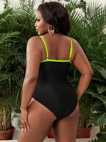 SHEIN Swim Curve 大码女式时尚休闲运动拼色网眼连体泳衣、沙滩装