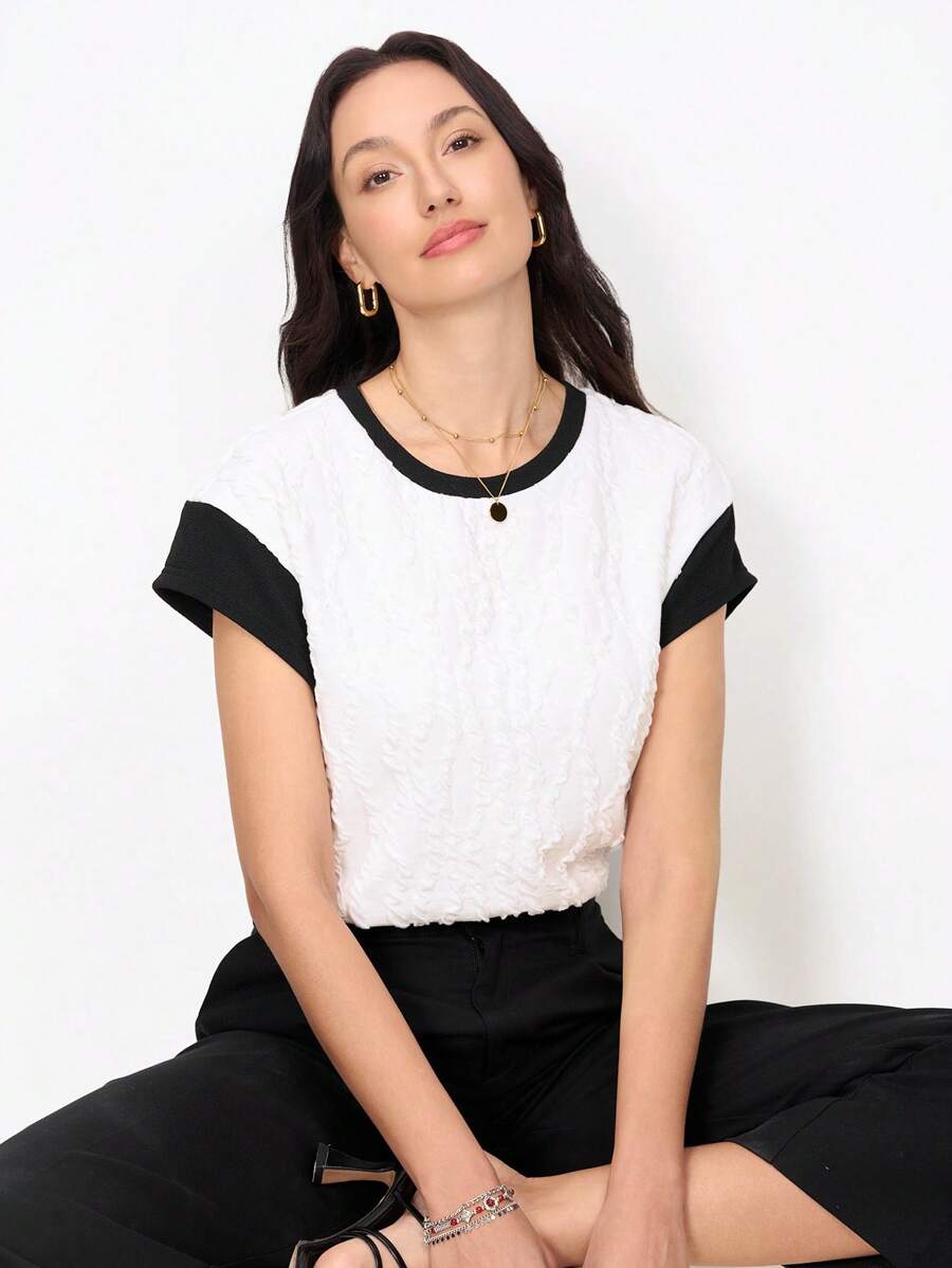 EMERY ROSE Elegantes, lässiges, plissiertes Farbblock Rundhals Kurzarm Damen T-Shirt