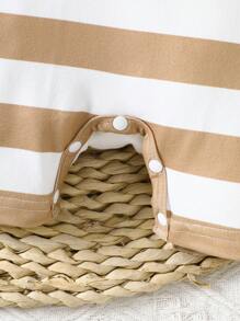 SHEIN Vintaside Kids 2 Stücke/Set Kleinkind süß Lässig farbblockstreifen Kragen Knopf-up Kurzarm Romper - Khaki - Übersicht 4