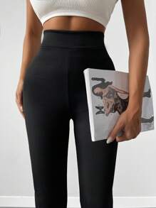 RueChic Solid Wideband Waist Leggings - Black - View 5