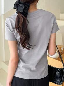 DAZY 纯色圆领T恤，商务休闲女式学院风上衣 - 淺灰色 - 查看 2