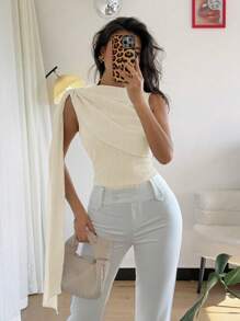 Elegant Round Neck Pleated Sleeveless Women Blouse - Apricot - View 3