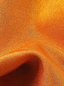 纯色修身细肩带钢圈上衣和短裤两件套女式夏季泳衣套装