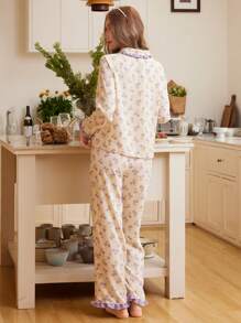 SHEIN Leap Crew 2 件套青少年女孩甜美花卉图案长袖上衣，带荷叶边领和宽松直筒裤休闲睡衣家居服 - 淡紫色 - 查看 2