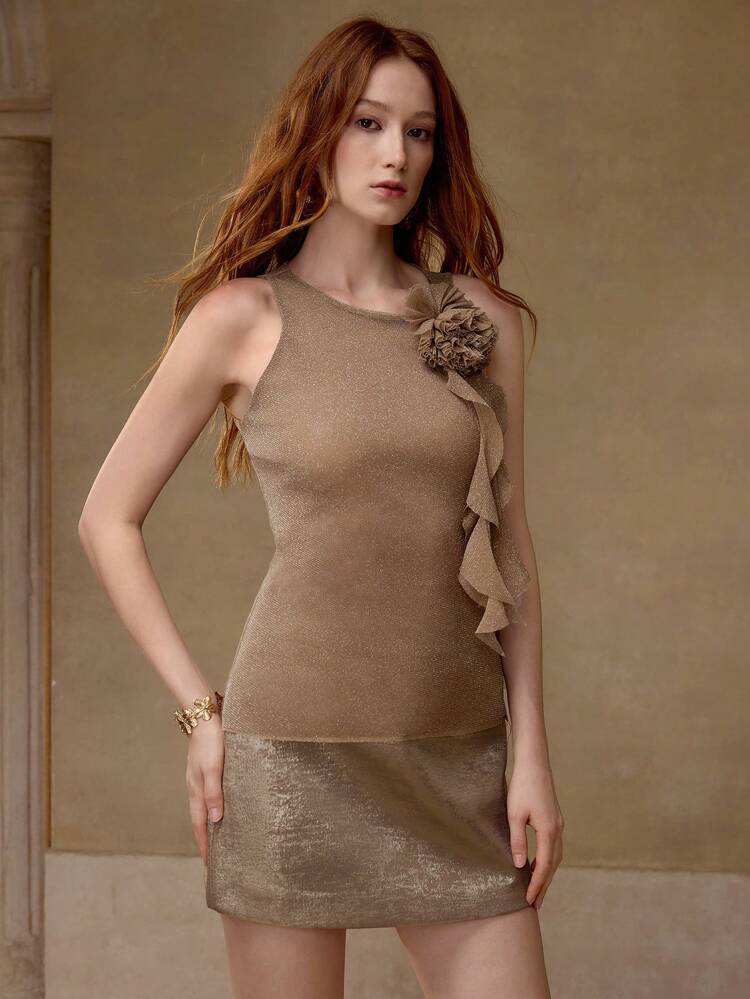 FLOWER APPLIQUES TANK TOP