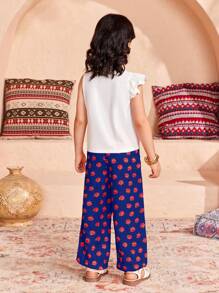 SHEIN Young Girl Casual Matching Mother-Daughter Knitted Plain Ruffle Hem Fitted Casual T-Shirt And Wide-Legged Pants With Woven Floral Loose Fit And Elastic Cuffs Two Pieces Set, Suitable For Spring And Summer, Perfect For Vacations - Blue - View 2