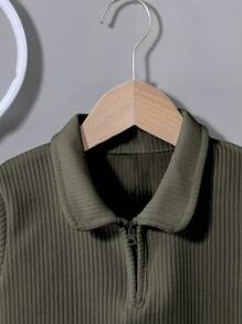 SHEIN Genkimix Kids 2 件套年轻男孩休闲罗纹半拉链运动衫和短裤套装，适合夏季、户外等任何场合，简约舒适